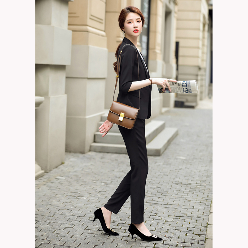 kudapy ชุดสูททำงานผู้หญิงสีดำแขนสามส่วนพร้อมกางเกง