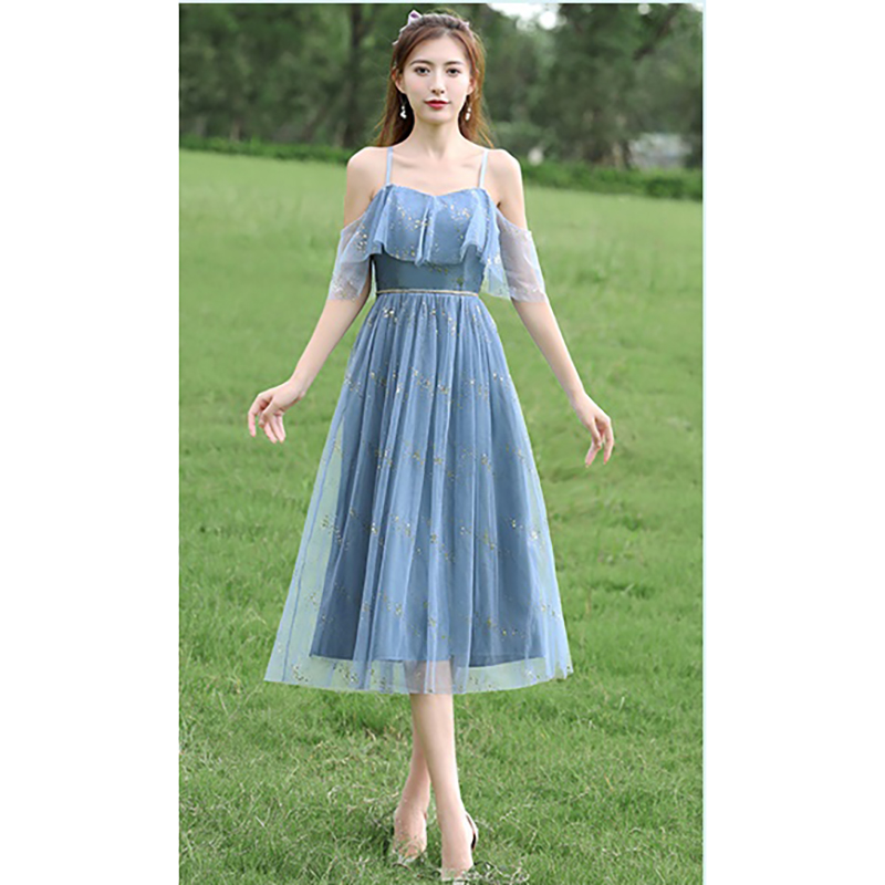 kudapy ชุดราตรีออกงานคลุมเข่า สายเดี่ยวเปิดไหล่ ติดเลื่อมวงกลมสีทองทั้งชุด