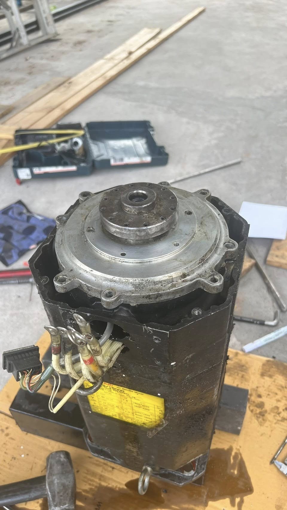 งานซ่อม SPINDLE MOTOR อาการเสียงดัง