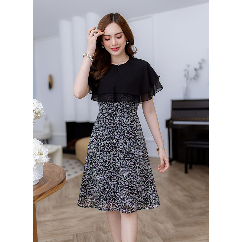 kudapy เดรสสั้นสีฟ้าอมเขีว/สีดำ ชีฟอง ระบายสองชั้น สวยพริ้ว ตัวเดรสเป็นชีฟองลายดอกสวย ตัดกับชีฟองสีพื้น สวยลงตัว