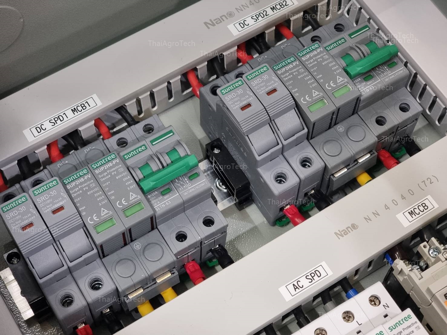 ตู้คอมบายเนอร์สำหรับโซล่าเซลล์ระบบออนกริด ดีซี 2สตริง 3เฟส AC-DC combiner box 800Vdc 2string AC MCCB 3phase ongrid system 10kw 15kw 20kw