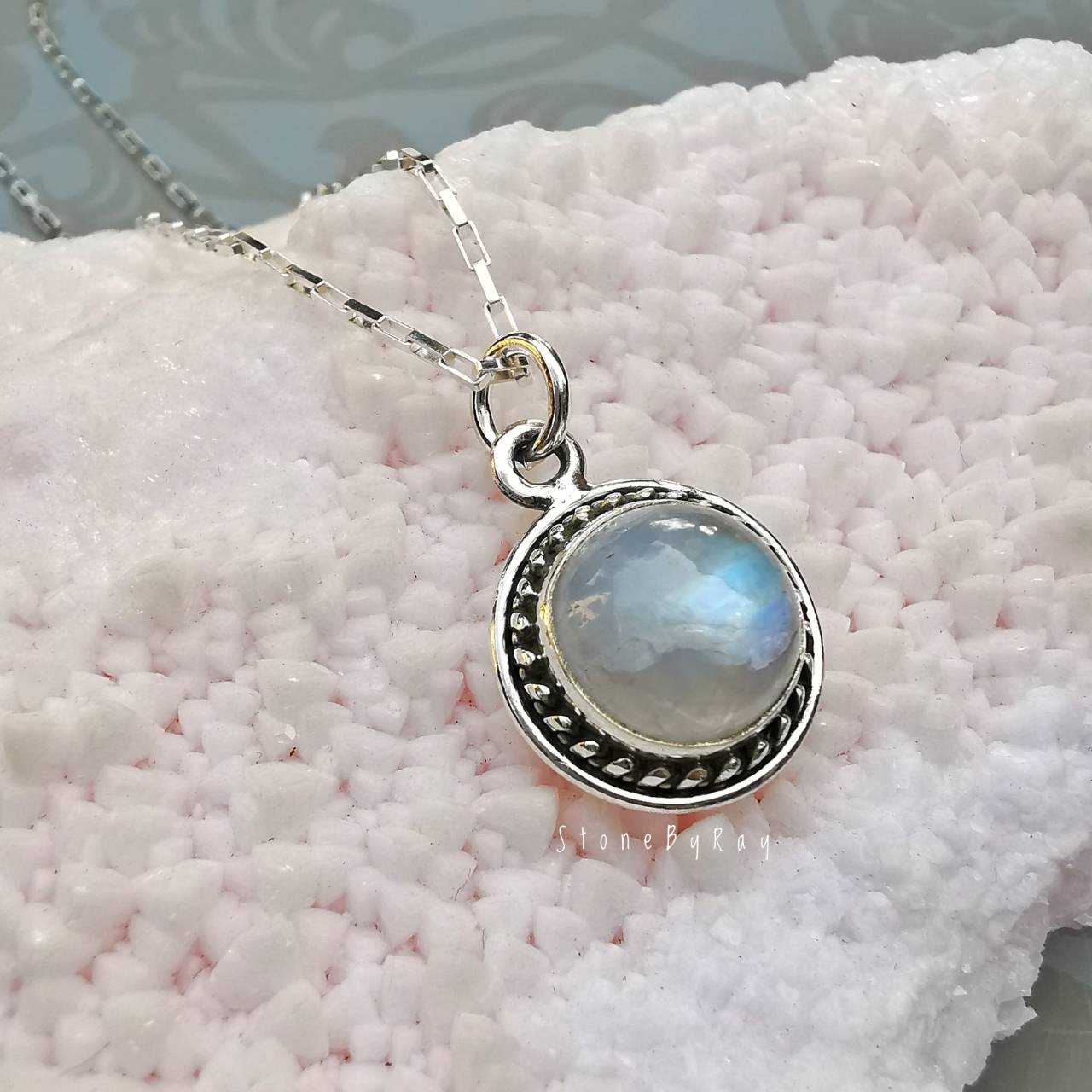 สร้อยคอเงินจี้หินมูนสโตน Moonstone