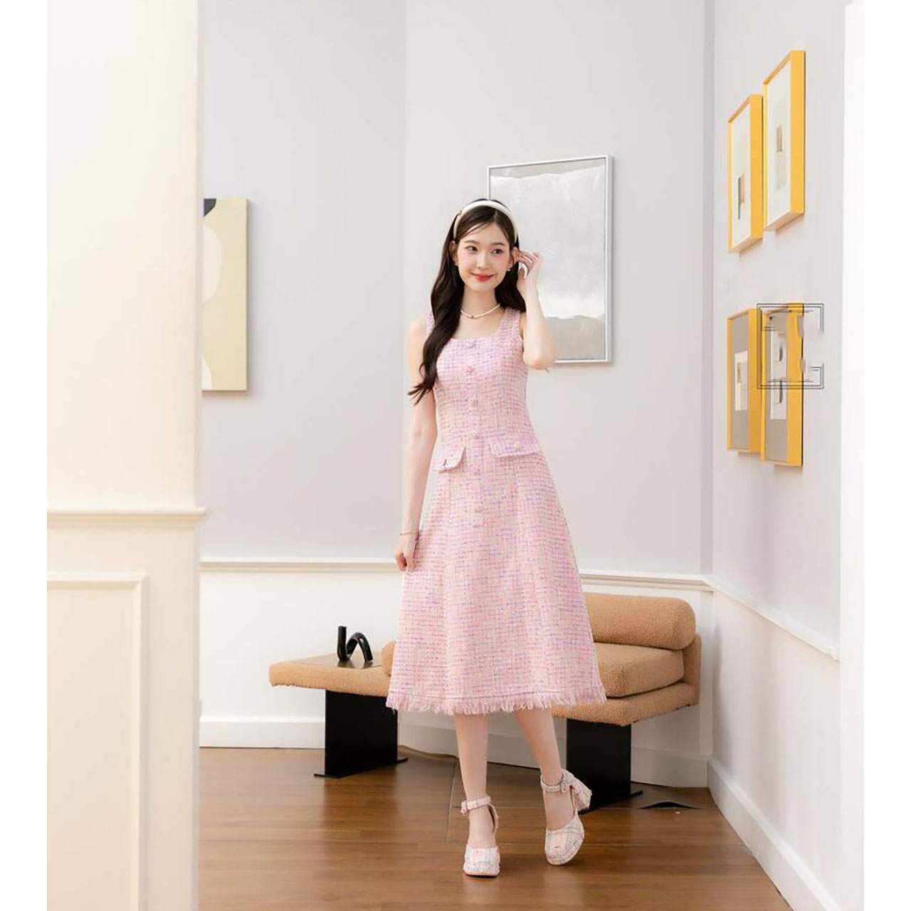 kudapy เดรสยาวสีชมพู/สีขาว กระโปรงยาวผ้าทวิสแต่งกระเป๋า