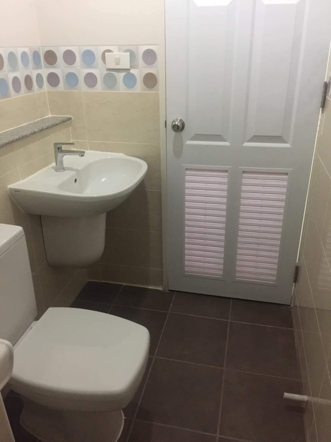 ปล่อยเช่าคอนโด The Seed Chaeng Watthana (เดอะ ซี๊ด แจ้งวัฒนะ) - 1ห้องนอน 1ห้องน้ำ 1ห้องนั่งเล่น - ใกล้ MRT เมืองทองธานี - ขนาดห้อง 28 ตรม. ชั้น 6