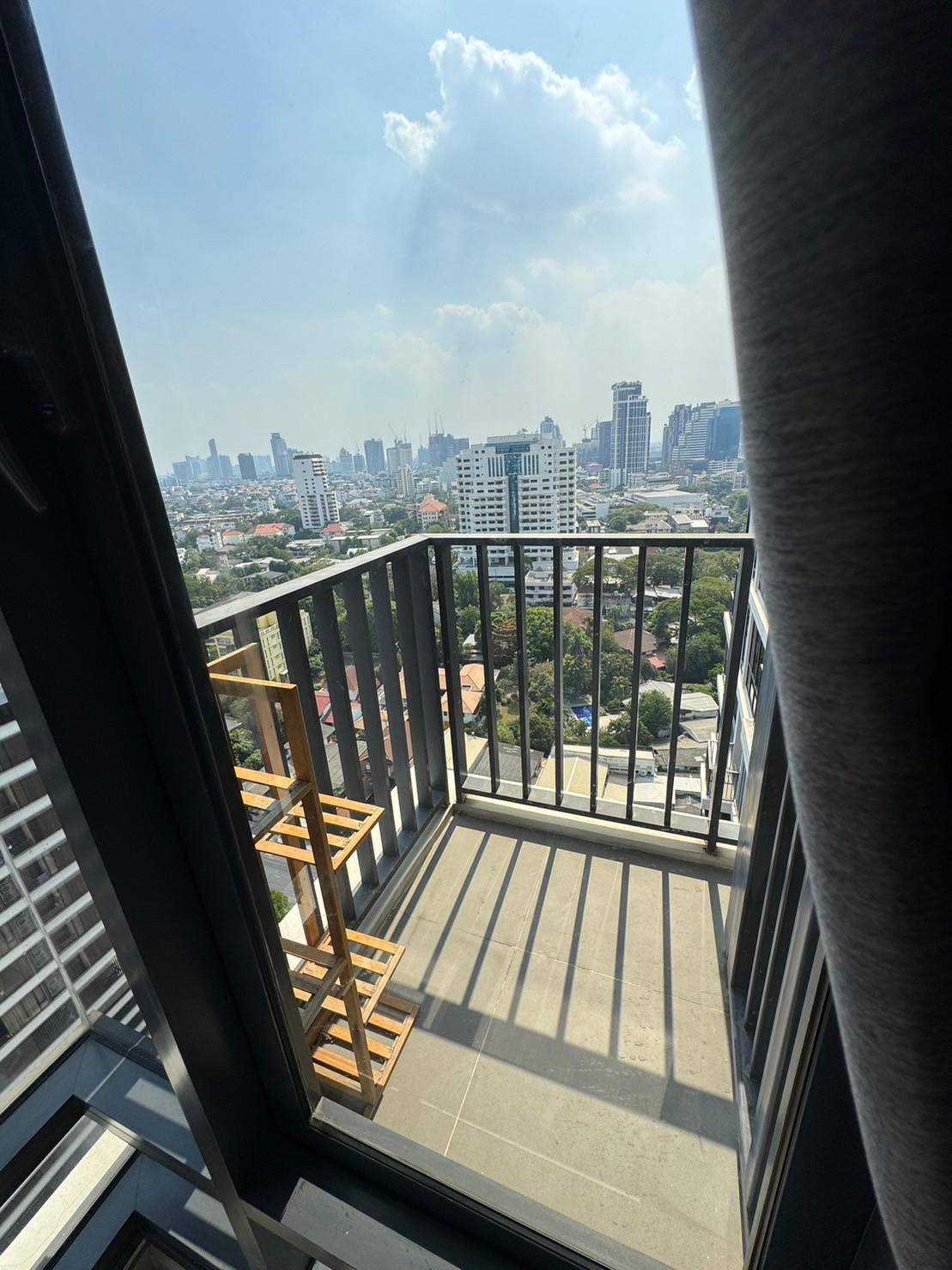 ให้เช่าคอนโด M Thonglor 10 (เอ็ม ทองหล่อ 10) - ตกแต่งเฟอร์ครบ 2ห้องนอนเลี้ยงสัตว์ได้เอกมัย12ทองหล่อ10 - การเดินทาง: BTS เอกมัย, ทองหล่อ