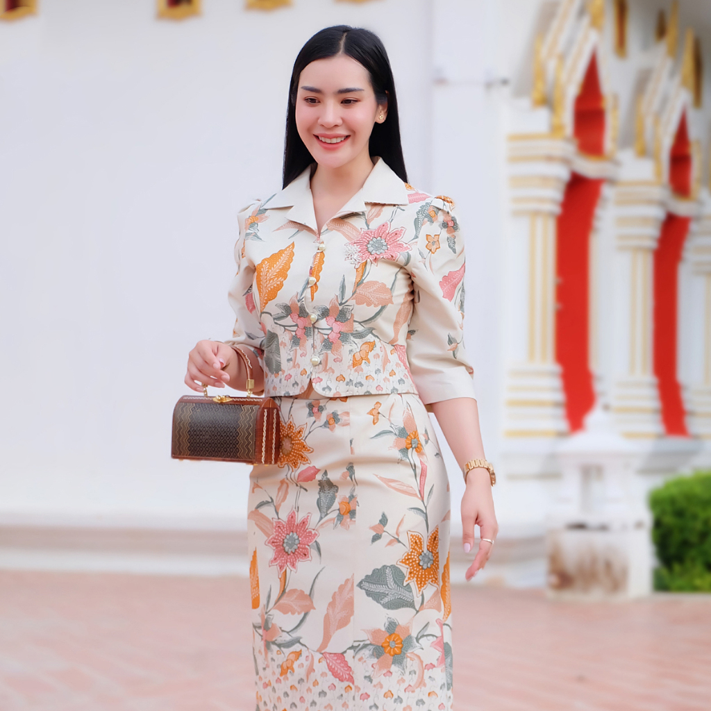 kudapy เซ็ทเสื้อ+กระโปรง ผ้าปาเต๊ะ คอปก เนื้อผ้า cotton พิมพ์ลาย สีไม่ตก ไม่หด นิ่มใส่สบาย อัดกาวทั้งชุด ใส่ได้หลายโอกาส