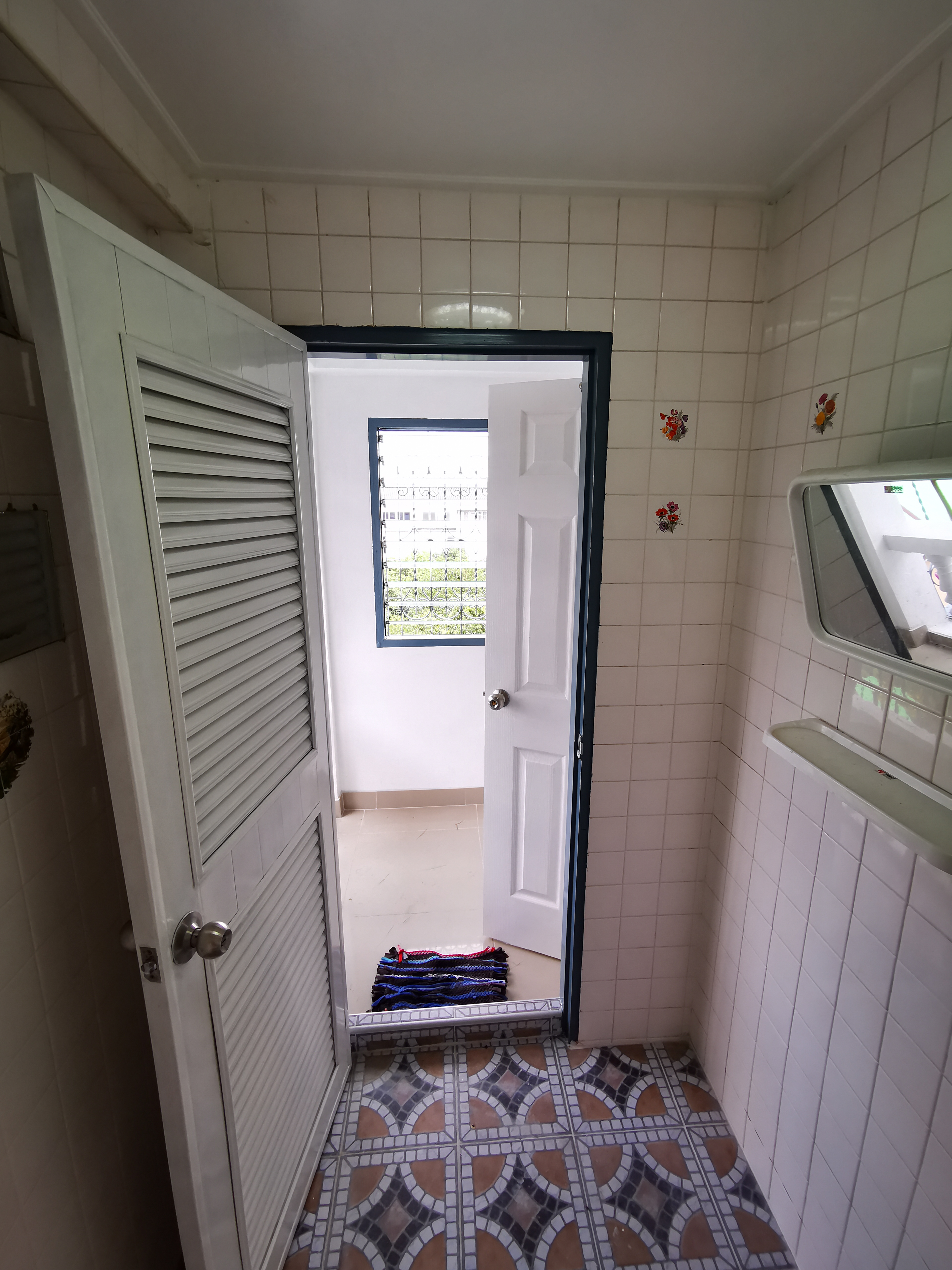 Nirun Condominium BTS Bangchak Fully Furnished Air Condition Furniture