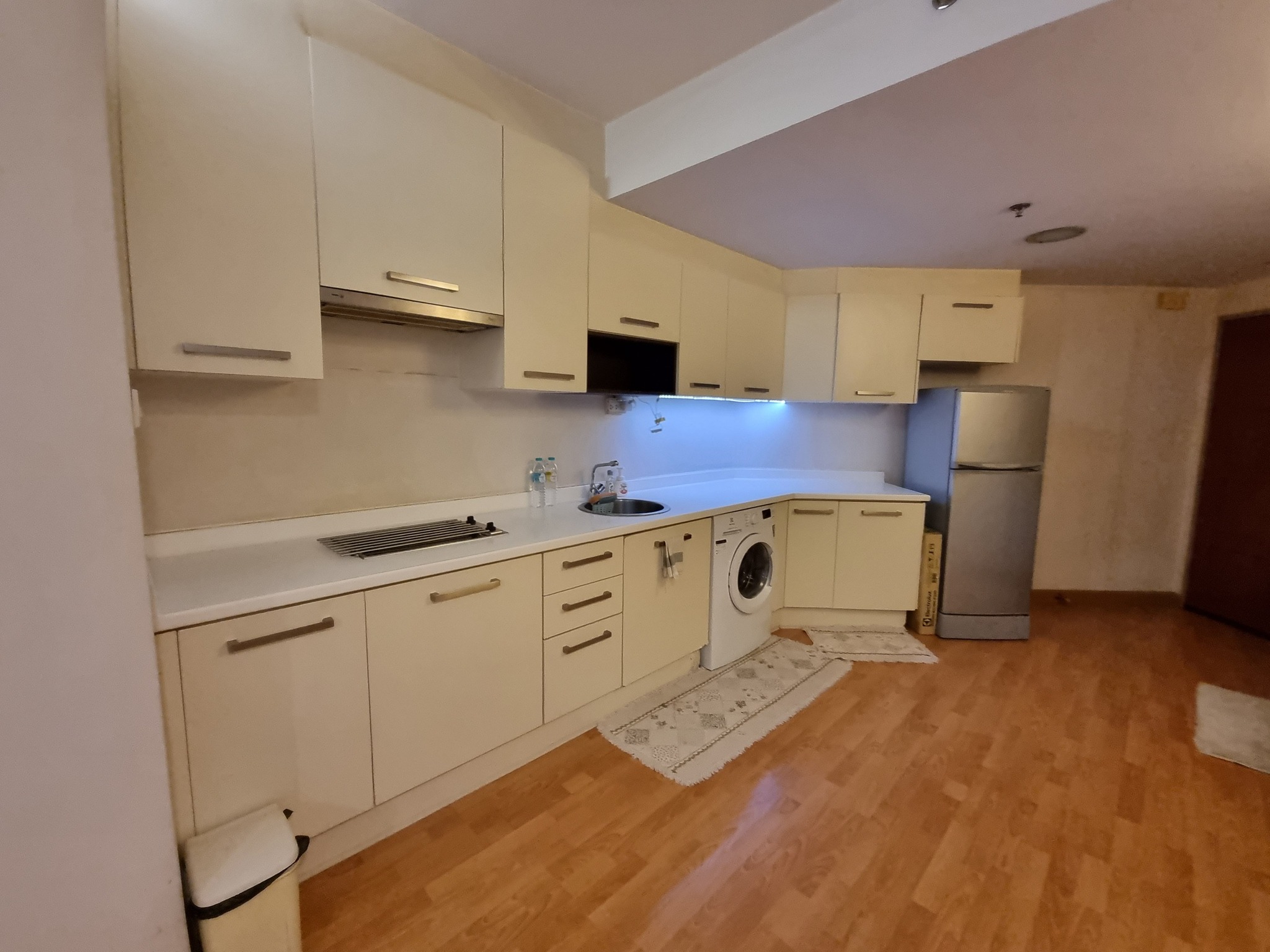 ให้เช่าคอนโด Supalai Park Phaholyothin (ศุภาลัย ปาร์ค พหลโยธิน) - โซนพื้นที่ BTS พหลโยธิน 24 - แบบห้อง 1ห้องนอน 1ห้องน้ำ - ขนาดห้อง 60 ตรม. ชั้น 2