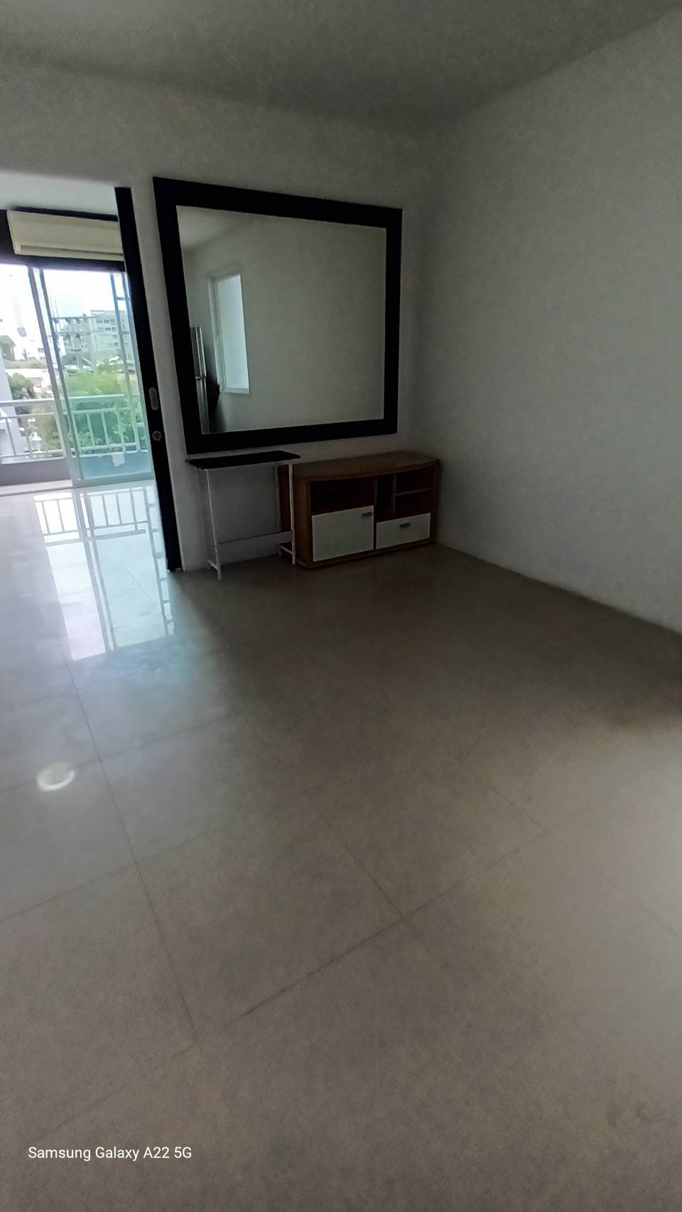 ให้เช่าคอนโด Boutique Ratchada 17 (บูทีค รัชดา 17) Low Rise โซนพื้นที่ MRT สุทธิสาร ห้วยขวาง (วินประมาณ20บาท) ห้องแบบ 1ห้องนอน 1ห้องน้ำ ขนาดห้อง 36 ตรม. ชั้น 3 (55/29)