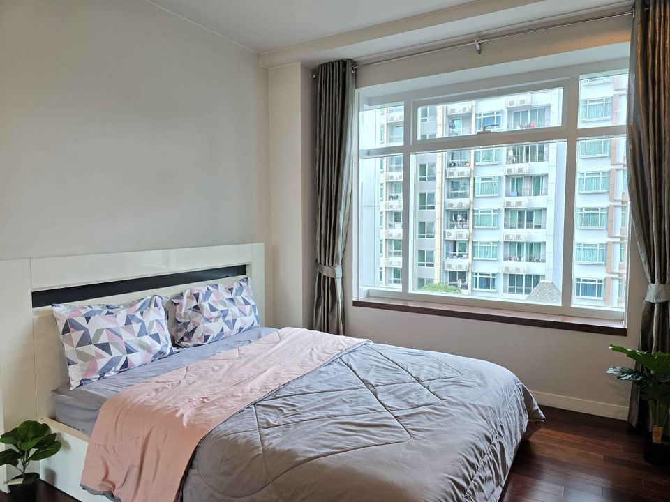 ปล่อยเช่าคอนโด Circle Condominium (เซอร์เคิล คอนโดมิเนียม) - 2ห้องนอน 2ห้องน้ำ 1ห้องนั่งเล่น - ใกล้ MRT เพชรบุรี ARL มักกะสัน - ขนาดห้อง 75 ตรม. ชั้น 12 ตึก 2