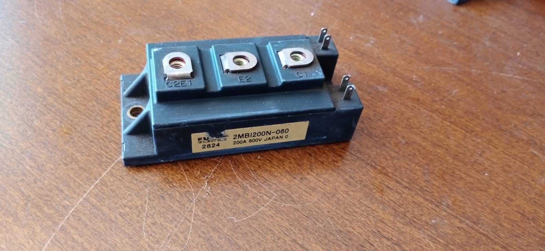 FUJI 2MBI200N-060 POWER MODULE 200A 600V