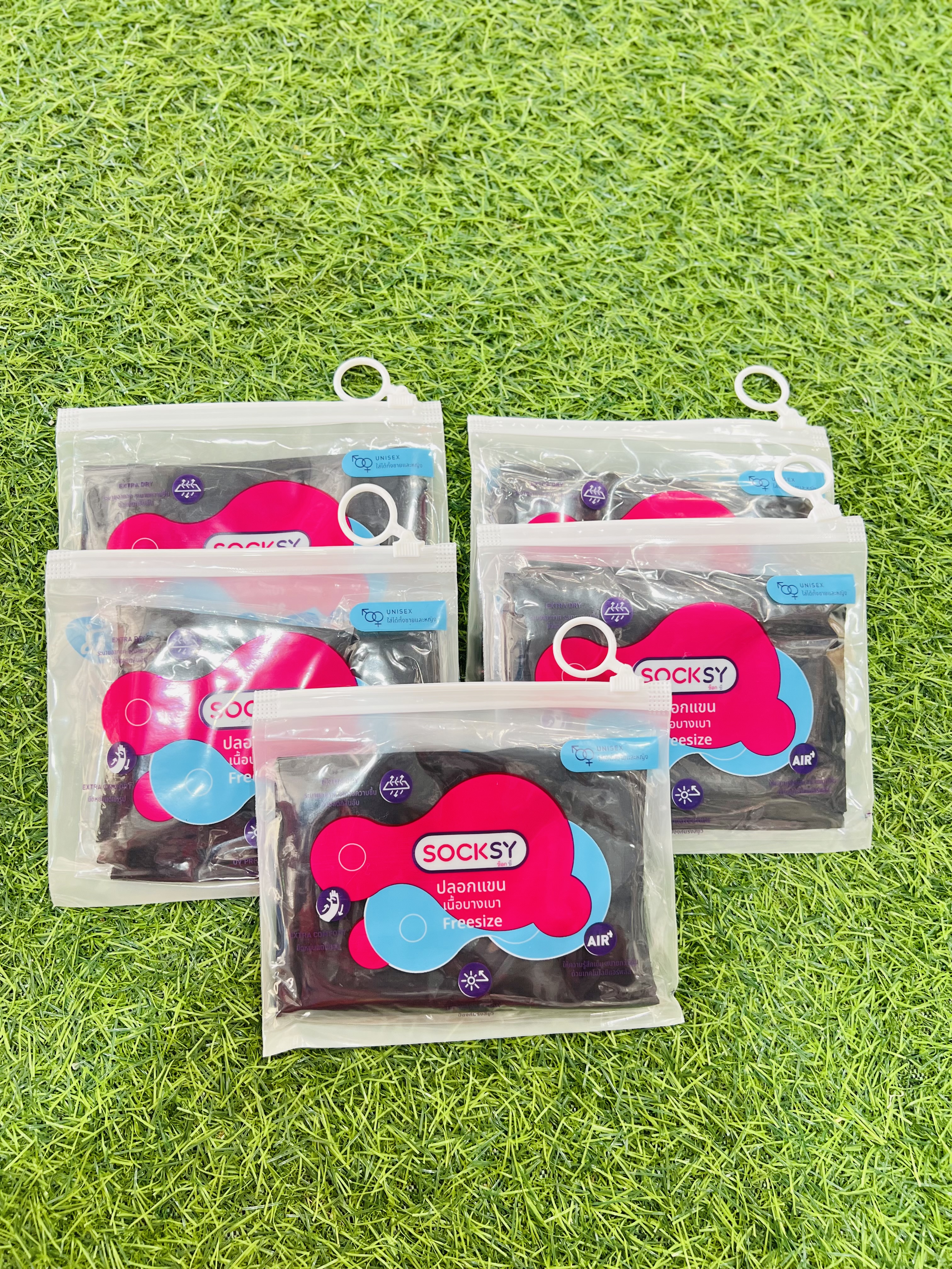 ปลอกแขนเนื้อนิ่ม ผ้านาโนป้องกันUV สีดำ-สีเนื้อUV SOCKSY รุ่น AIR