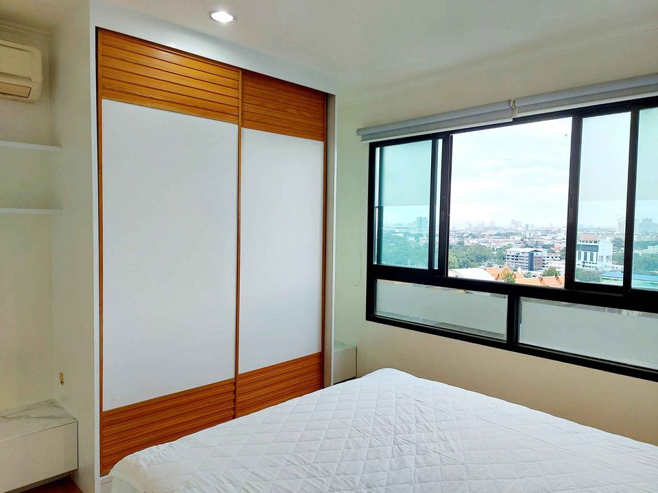 ปล่อยเช่าคอนโด Lumpini Ville Sukhumvit 77 (ลุมพินี วิลล์ สุขุมวิท 77) - เฟอร์เครื่องใช้ไฟฟ้าครบครั้นมีเครื่องซักผ้า - การเดินทาง: ใกล้ BTS อ่อนนุช