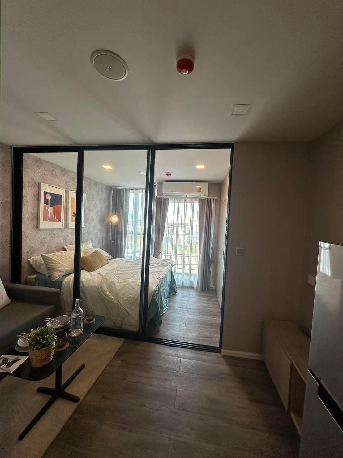 ปล่อยเช่าคอนโด Atmoz Ratchada - Huaikwang (แอทโมช รัชดา - ห้วยขวาง) - ใกล้ MRT ศูนย์วัฒนธรรม - 1ห้องนอน 1ห้องน้ำ 1ห้องนั่งเล่น - ขนาดห้อง 23 ตรม. ชั้น 4 ตึก C