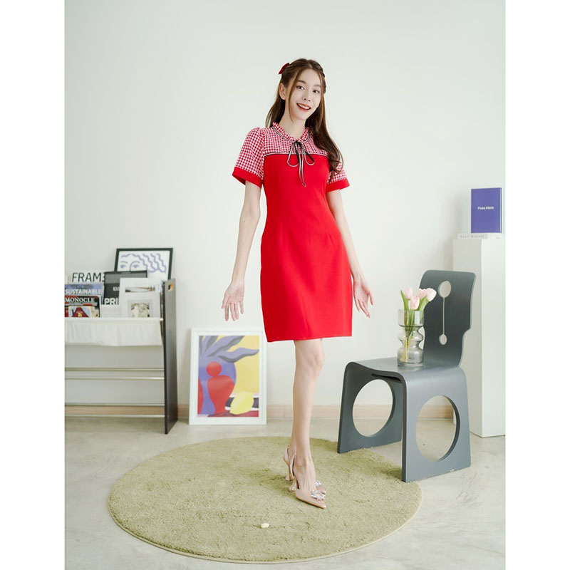 kudapy เดรสสั้นสีแดง/สีชมพู/สีดำ สก็อตผูกโบว์ สวยดูดีใส่สบาย