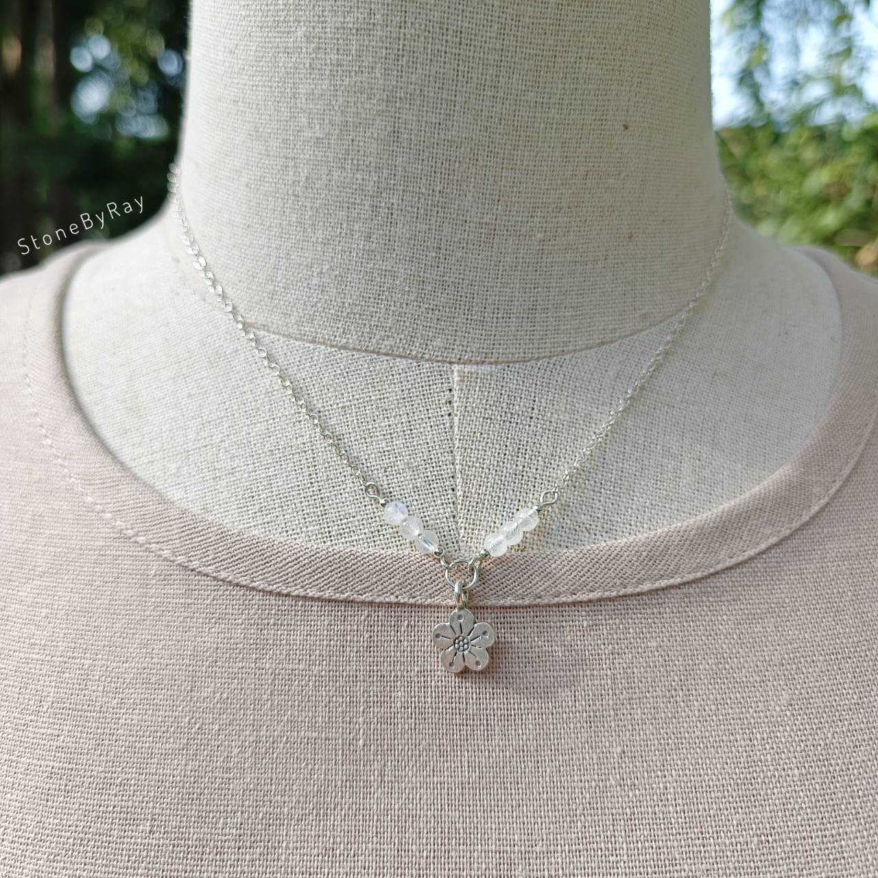 สร้อยคอเงินหินมูนสโตน+จี้เงินแท้รูปดอกบ๊วย Moonstone