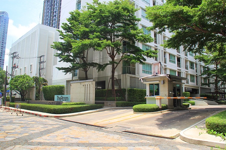 ให้เช่า The Room Sukhumvit 79 (เดอะ รูม สุขุมวิท 79) เฟอร์ครบพร้อมอยู่ ราคาต่อรองได้