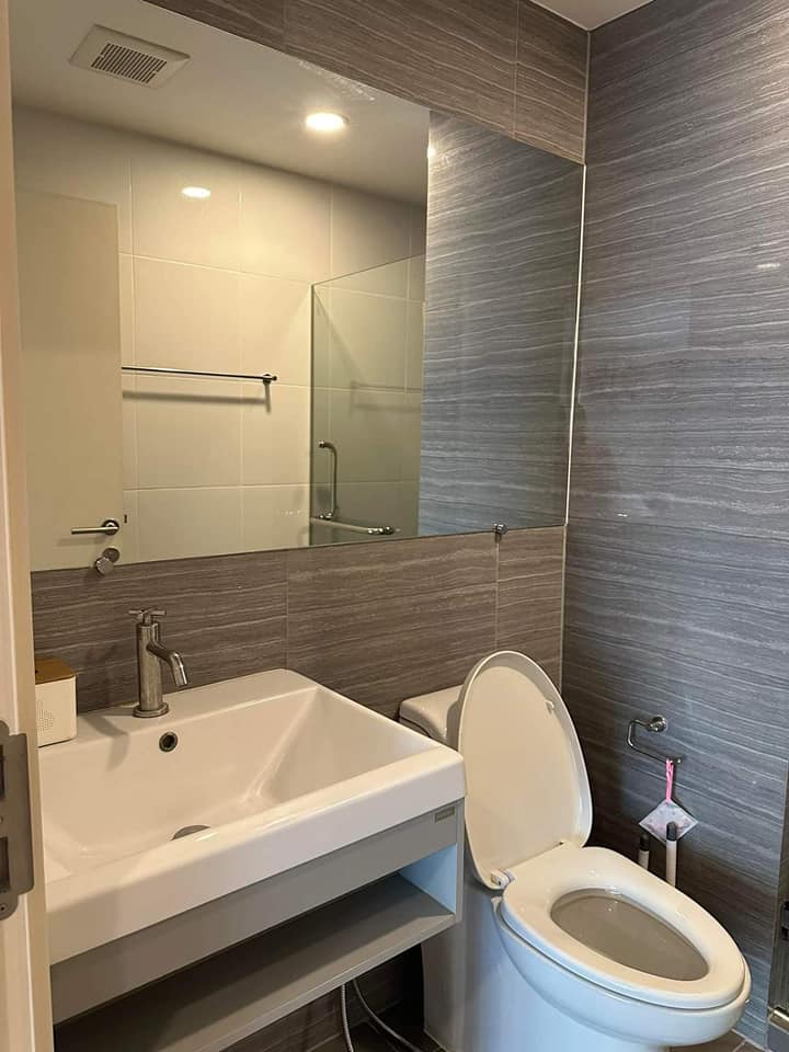 ให้เช่าคอนโด ไนท์บริดจ์ พหลโยธิน อินเตอร์เชนจ์ (Knightsbridge Phaholyothin Interchange) - ห้องสวยน่าอยู่ 2ห้องนอน2ห้องน้ำตรงข้าม Tesco Lotus หลักสี่ - การเดินทาง: ใกล้ BTS วัดพระศรีและพหลโยธิน 59 - ใกล้ ม.เกริก ม.ราชภัฏพระนคร ม.ศรีปทุม ม.เกษตรศาสตร์ Tesco