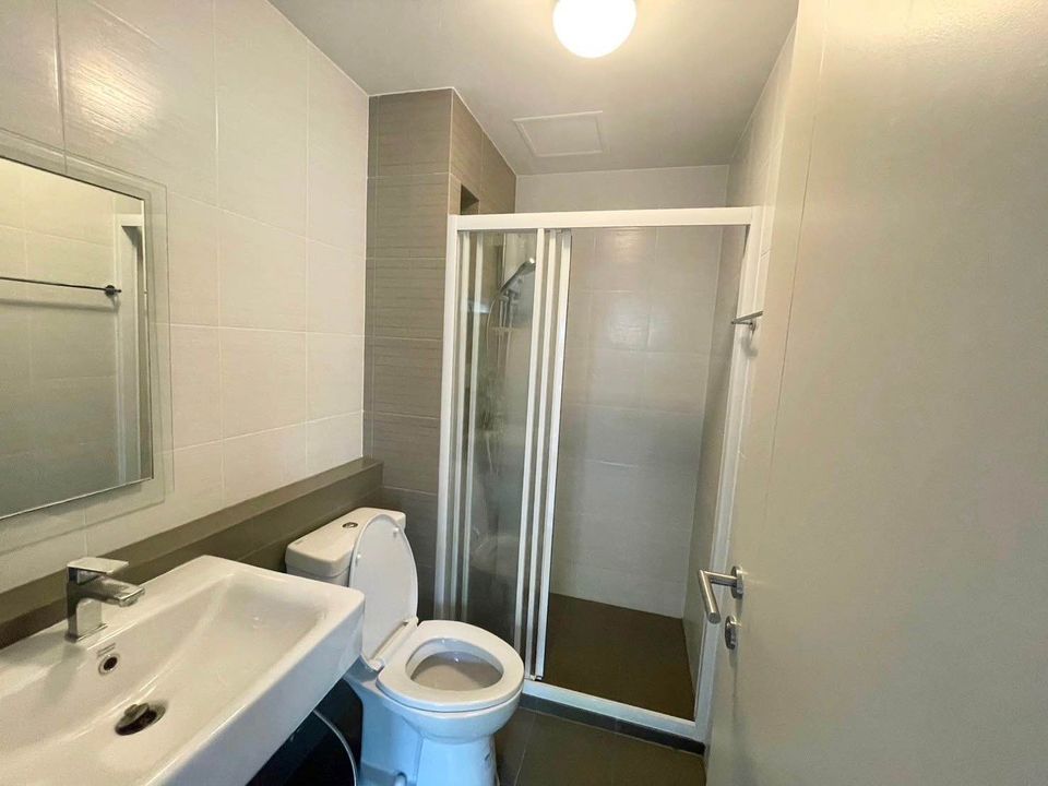 ให้เช่าคอนโด Dcondo Tann Charan (ดีคอนโด ธาร จรัญฯ) - ตกแต่งเฟอร์ครบพร้อมเครื่องซักผ้า - การเดินทาง: mrt บางขุนนนท์ 2 กม.