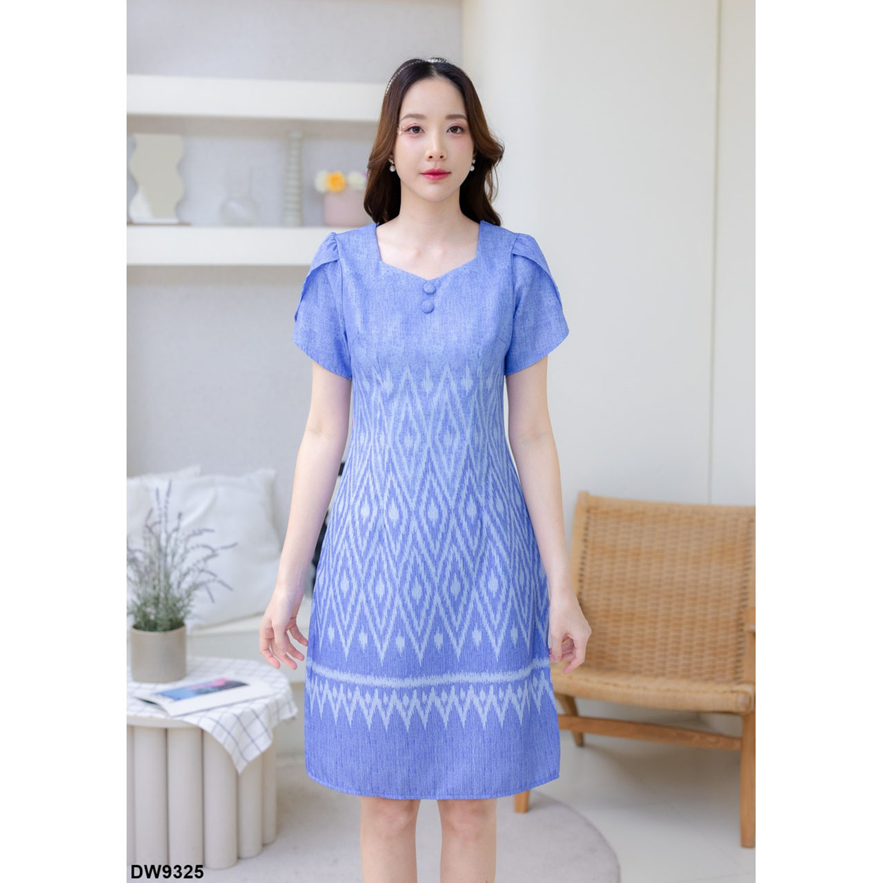 kudapy เดรสสั้นสีชมพู/สีฟ้า/สีม่วง ผ้าไทยพิมพ์ลายทอ ใส่ออกงานสวยดูดี