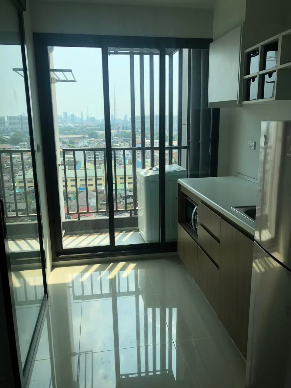 ให้เช่าคอนโด เดอะ สเตจ เตาปูน - อินเตอร์เชนจ์ (The Stage Taopoon - Interchange) - ตกแต่งเฟอร์ครบมีเครื่องซักผ้าราคานี้คุ้มสุดๆ - การเดินทาง: ใกล้ MRT บางโพ และ MRT เตาปูน