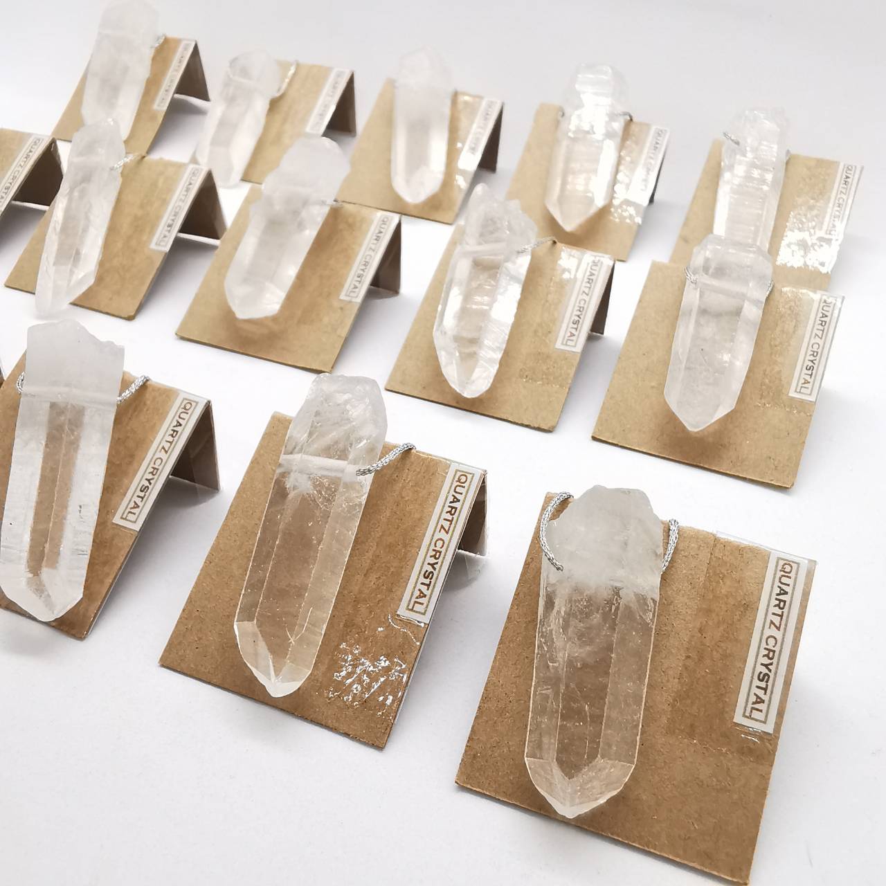จี้หินคริสตัลควอตซ์ผลึกธรรมชาติ (Crystal Quartz)
