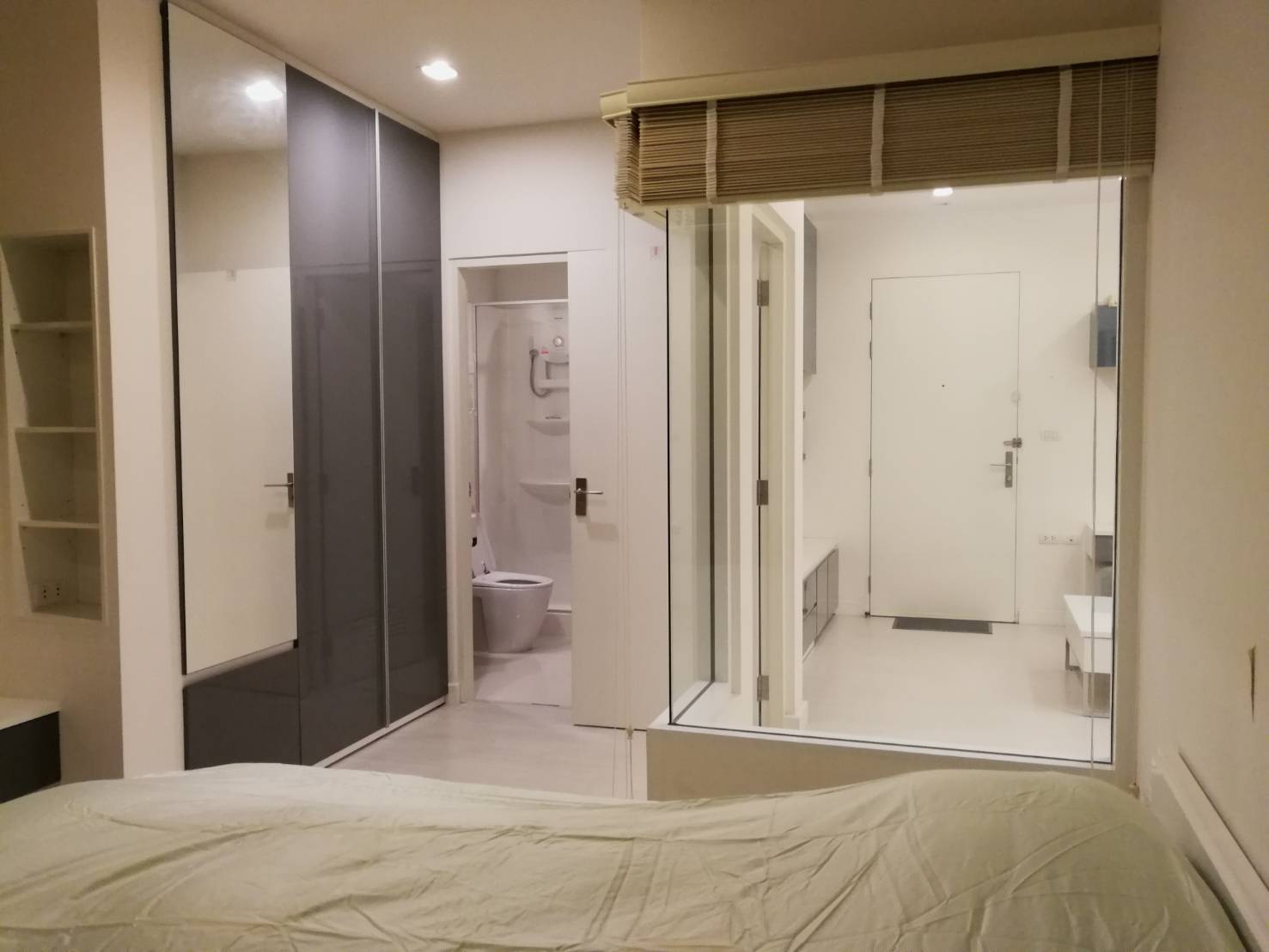 ให้เช่าและขายคอนโดใกล้MRTลาดพร้าว The Room Ratchada-Ladprao (เดอะ รูม รัชดา-ลาดพร้าว)