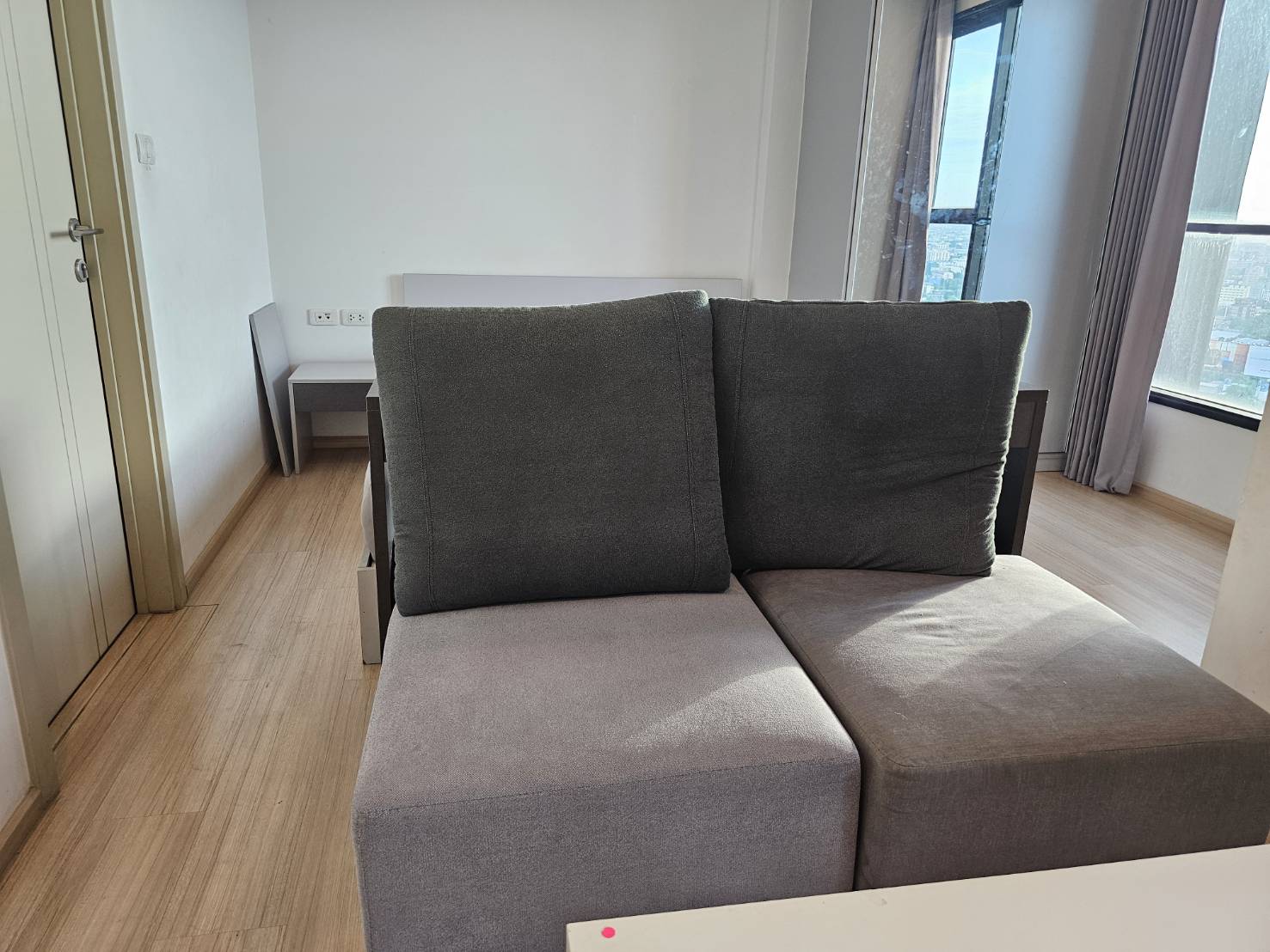 ปล่อยเช่าคอนโด The Base Rama 9 - Ramkhamhaeng (เดอะ เบส พระราม 9 - รามคำแหง) - Studio 1ห้องน้ำ 1ห้องครัว - ใกล้ ARL รามคำแหง/เดอะมอลล์รามคำแหง - ขนาดห้อง 26 ตรม. ชั้น 30