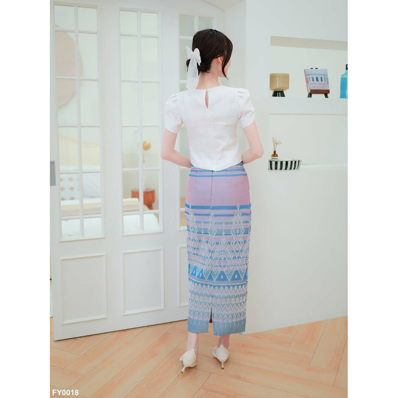 kudapy ชุดเซ็ทเสื้อผ้าไหมแต่งจีบตรวหัวไหล่ดูดี ผ้าถุงลายไทยสวยดูดีน่ารัก