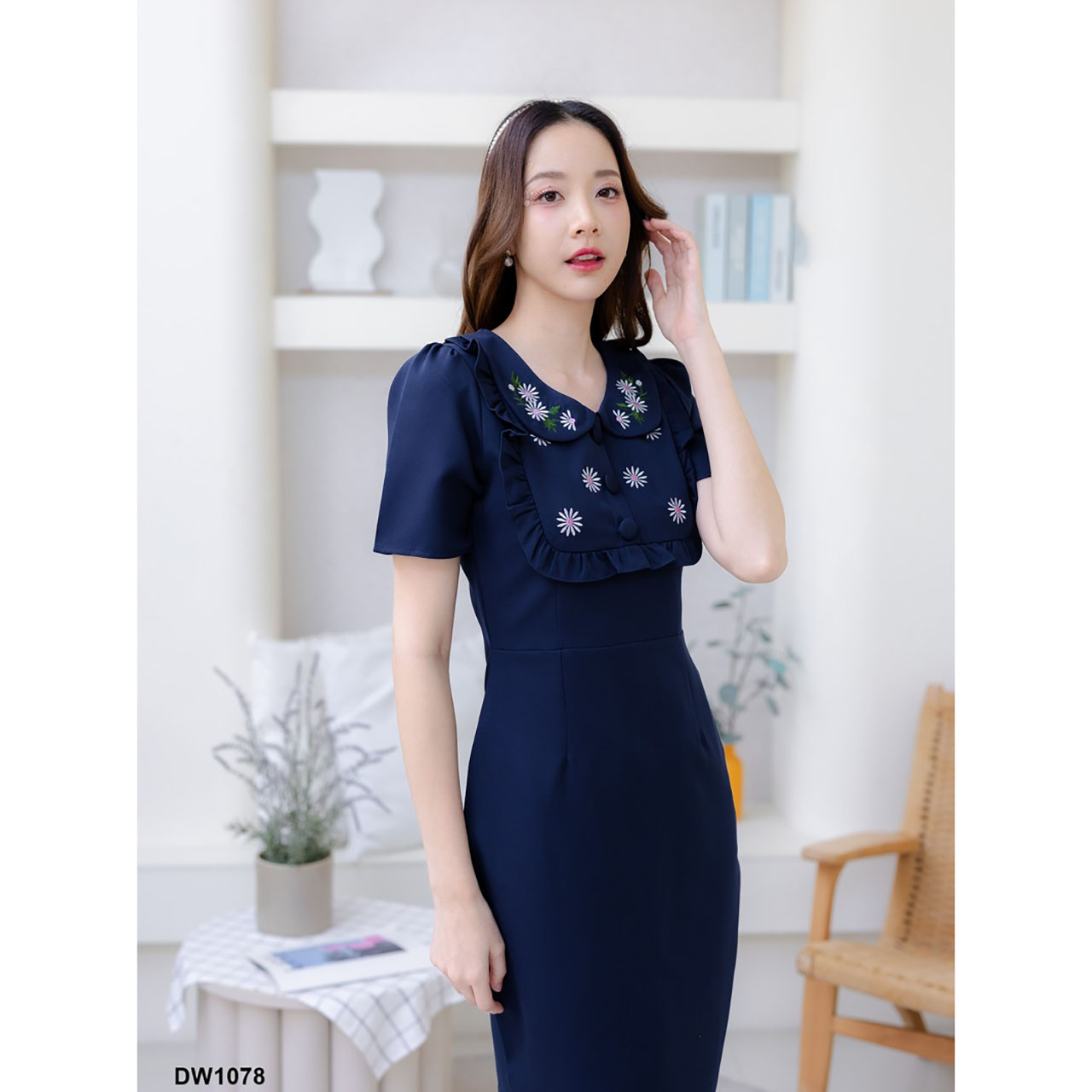 kudapy เดรสสั้นสีกรม/สีฟ้า/สีชมพู งานผ้าปักลาย สีชัด งานผ้าสีเรียบ น่ารัก