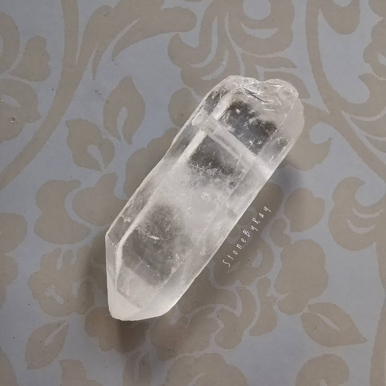 หินคริสตัลควอตซ์ (Crystal Quartz)