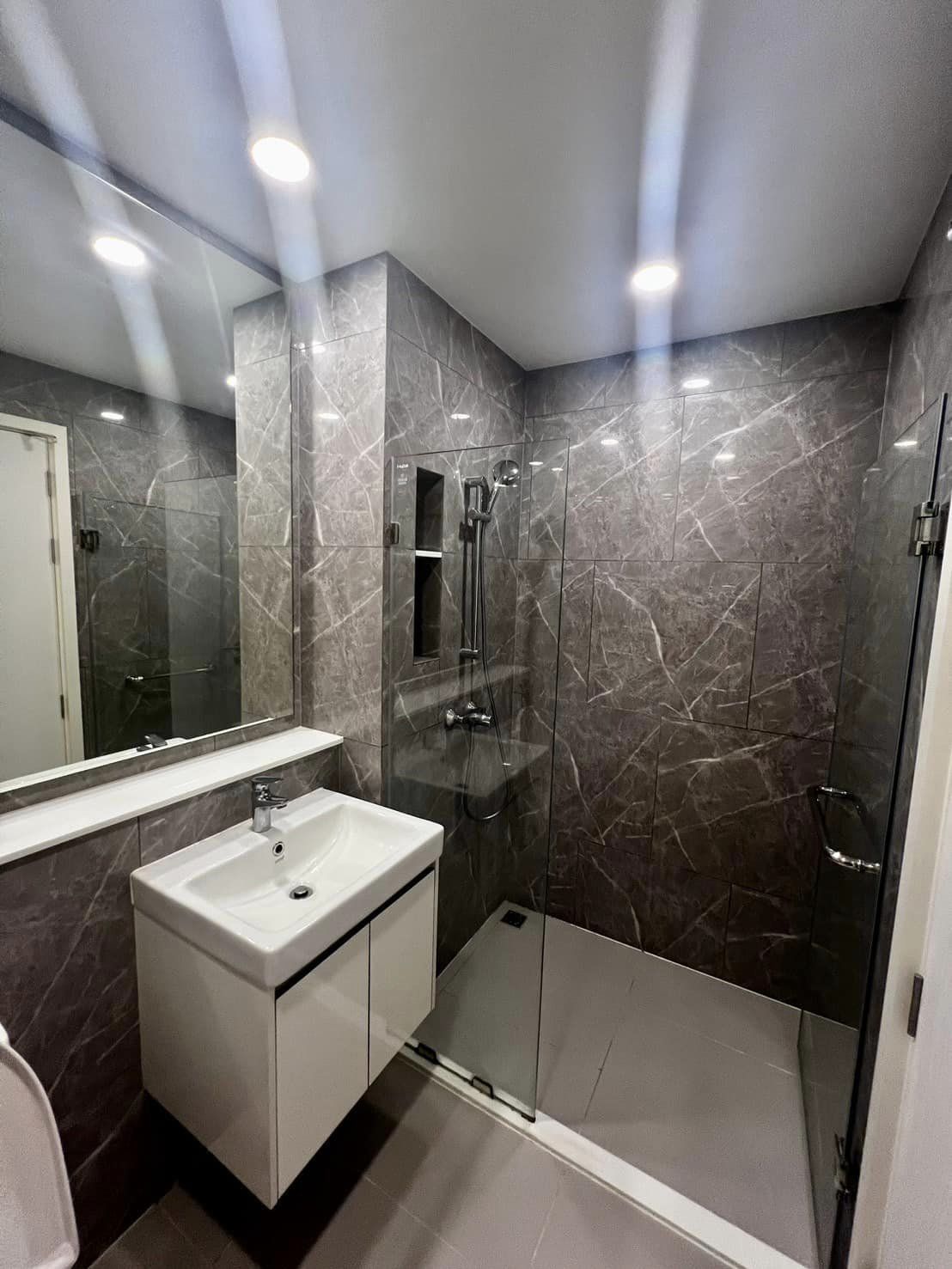 ปล่อยเช่าคอนโด Mazarine Ratchayothin (แมสซารีน รัชโยธิน) - Studio 1ห้องน้ำ 1ห้องครัว - ใกล้ BTS รัชโยธิน - ขนาดห้อง 25 ตรม. ชั้น 17