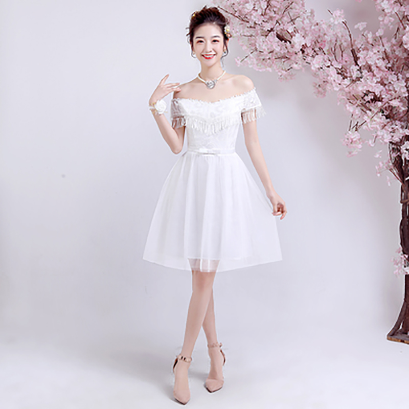 kudapy เดรสสั้นสีขาว/สีเทา/สีชมพูถั่วแดง/ แดง/ส้ม ราตรีออกงาน ทรงเปิดไหล่ สม็อคหลัง