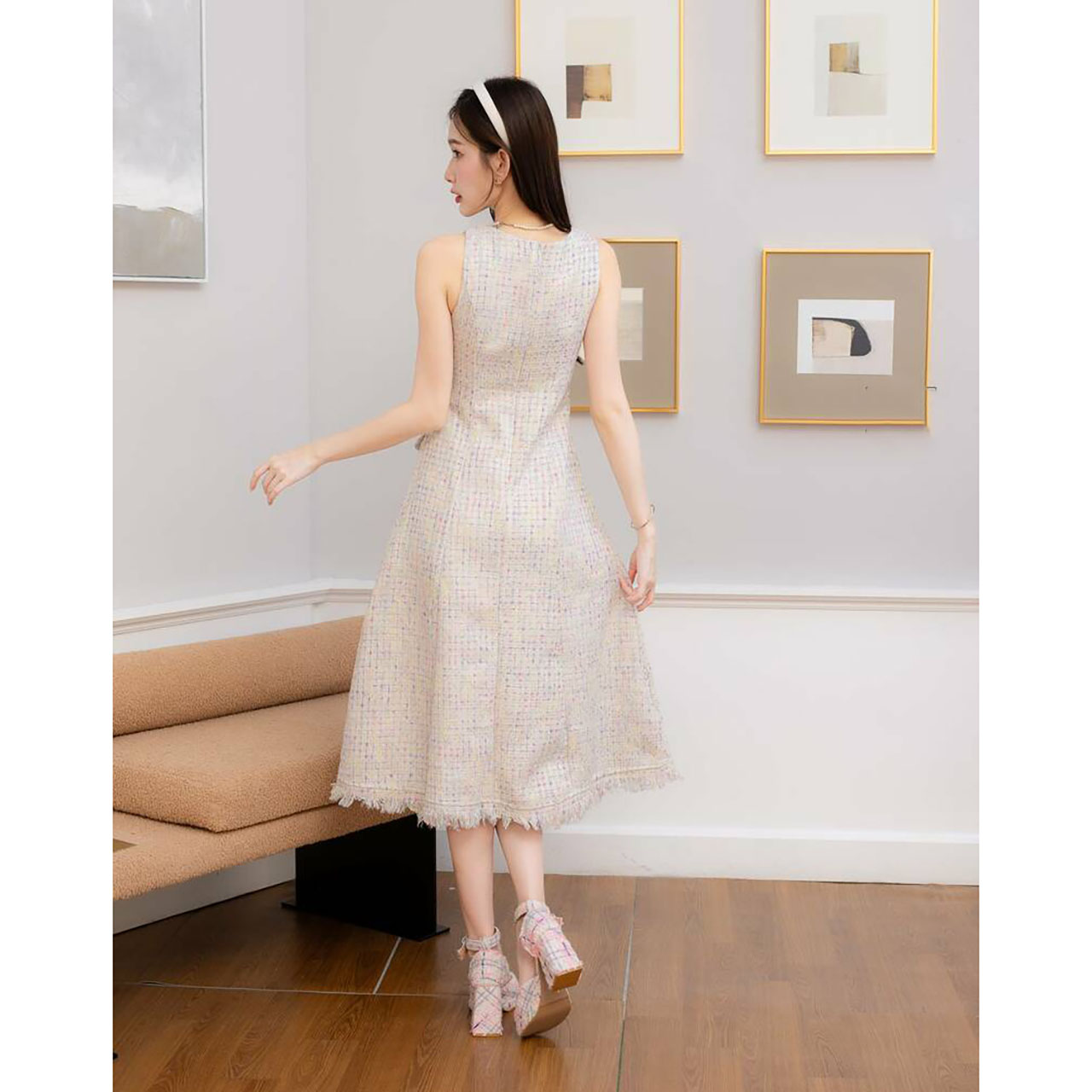 kudapy เดรสยาวสีชมพู/สีขาว กระโปรงยาวผ้าทวิสแต่งกระเป๋า