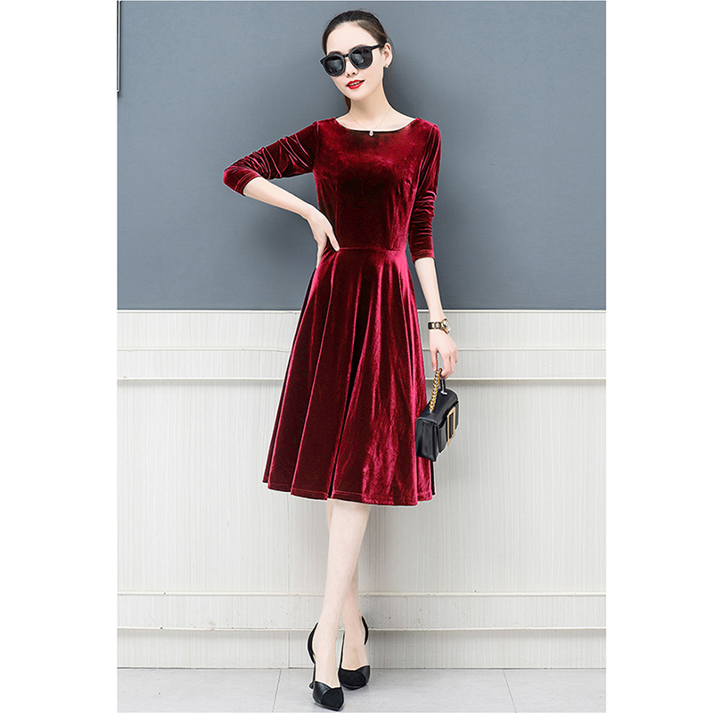 kudapy เดรสสั้นสีแดงเข้ม ผ้ากำมะหยี่ คอกลม แขนยาว กระโปรงทรงเอ สวยดูดี