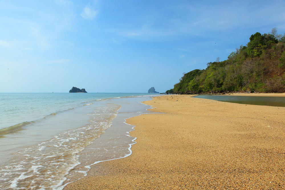 Town House 2bed1bath Phuket ตกแต่งใหม่ 090 9897810