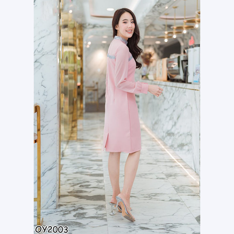 kudapy เดรสสั้นสีชมพู,สีดำ แขนยาวแต่งคอสายคาดอกสวยดูดีใส่สบาย