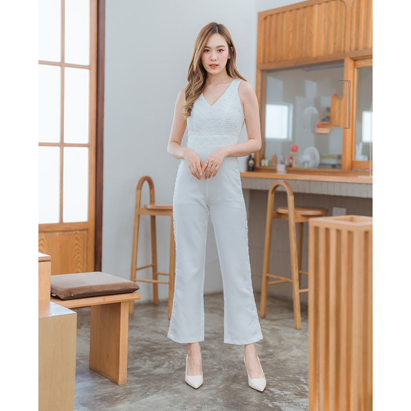 kudapy จั้มสูทขายาวสีชมพู/สีขาว/สีดำ ลายลูกไม้แขนกุด