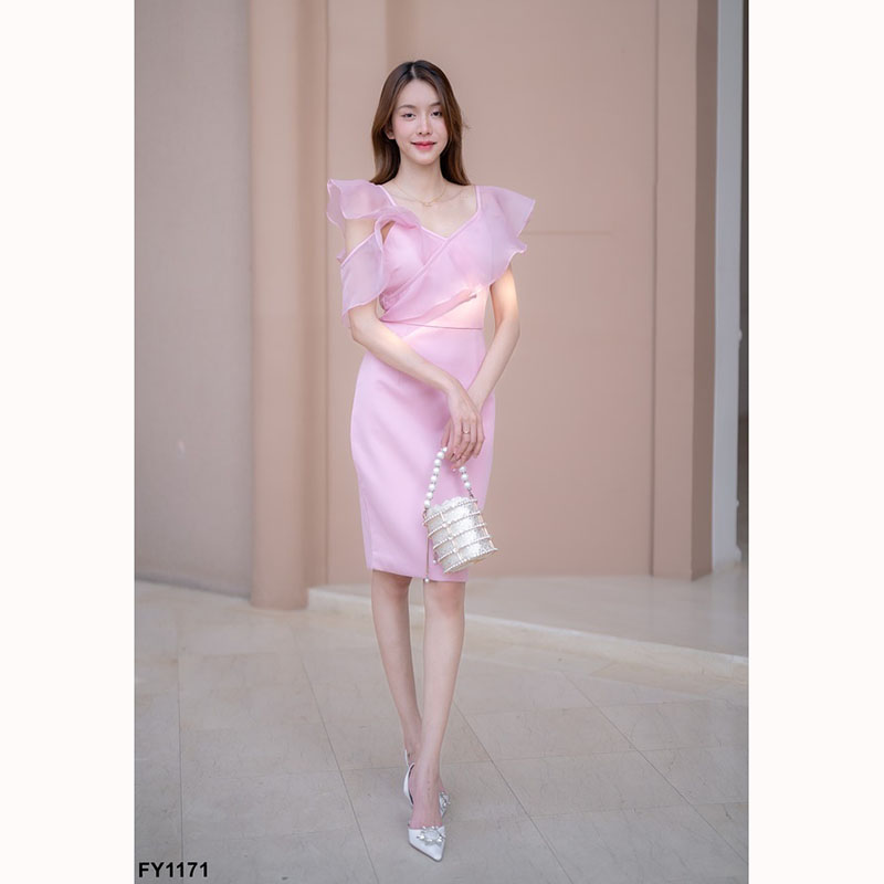 kudapy เดรสสั้ีนสีชมพู/สีเทา เปิดไหล่ระบาย เดรสใส่ออกงาน ใส่ทำงาน เบาสบาย สวยดูดีมาก