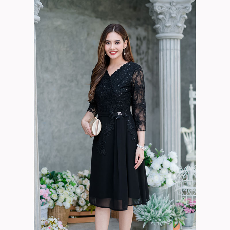 kudapy เดรสสั้นสีชมพู/สีดำ/สีแดง/สีม่วง ลูกไม้ปักเกรดพรีเมี่ยมสวยหรูตกแต่งเลื่อมทั้งตัว ช่วงกระโปรงเป็นผ้า chiffon