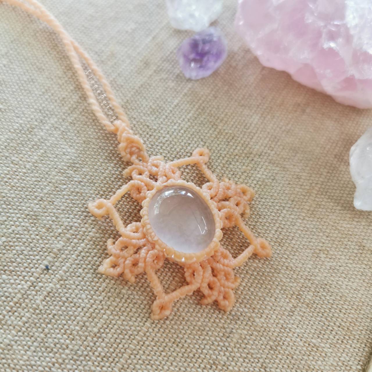 สร้อยคอเชือกถักจี้หินโรสควอตซ์ Rose Quartz
