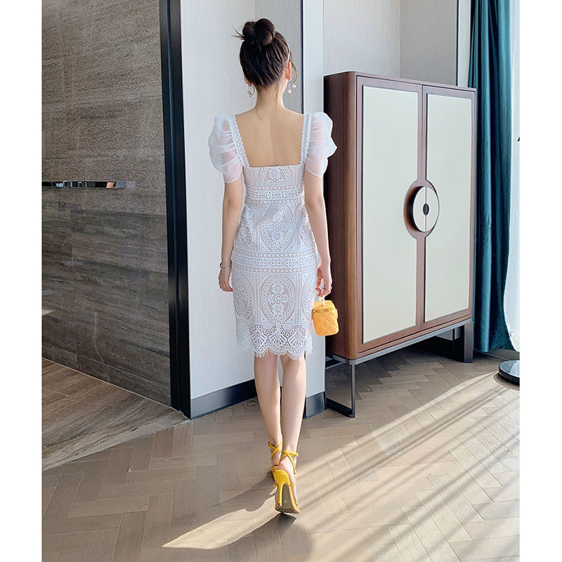 kudapy เดรสสั้นสีขาว ออกงาน ชุดไปงานแต่ง เดรสลูกไม้ ทรงเข้ารูป แนวเรียบหรู สวย ดูดี