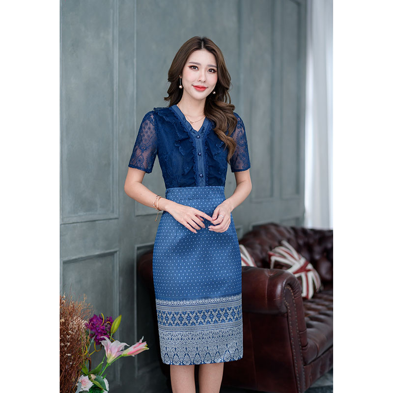 kudapy เดรสสั้นสีชมพูโอรส/สีกรม ลูกไม้ผสมผสานผ้าลายไทย ช่วงกระโปรงเป็นงานผ้าทอนะคะไม่ใช่ผ้าพิมพ์ลายเนื้อผ้าจะมีความมันเงาสวยงามงานจริง