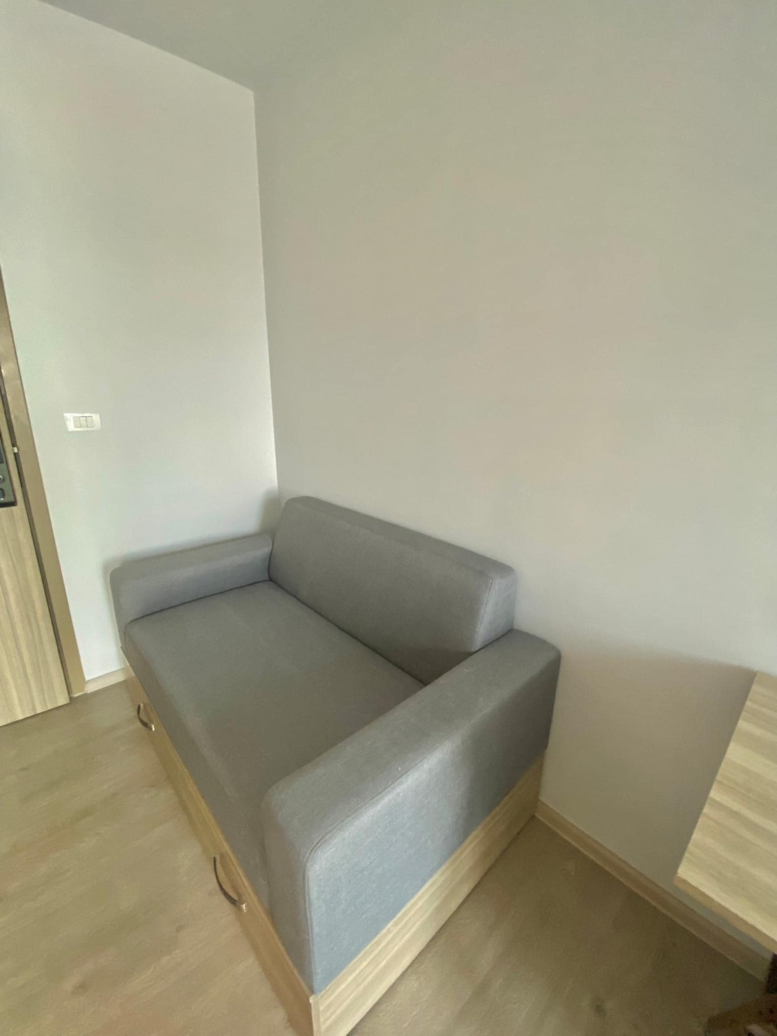 ปล่อยเช่าคอนโด Altitude Unicorn Sathorn-Tha Phra (อัลติจูด ยูนิคอร์น สาทร-ท่าพระ) - มีเครื่องซักผ้าทำเลดีใกล้ เดอะมอลล์ท่าพระ - การเดินทาง: ใกล้รถไฟฟ้า BTS ตลาดพลู