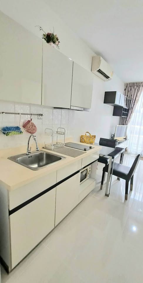 ให้เช่าคอนโด The President Sukhumvit 81 (เดอะ เพรสซิเดนท์ สุขุมวิท 81) โซน รถไฟฟ้า BTS อ่อนนุช 1ห้องนอน / 1ห้องน้ำ ขนาดห้อง 35 ตรม. ชั้น 8 ตึก A