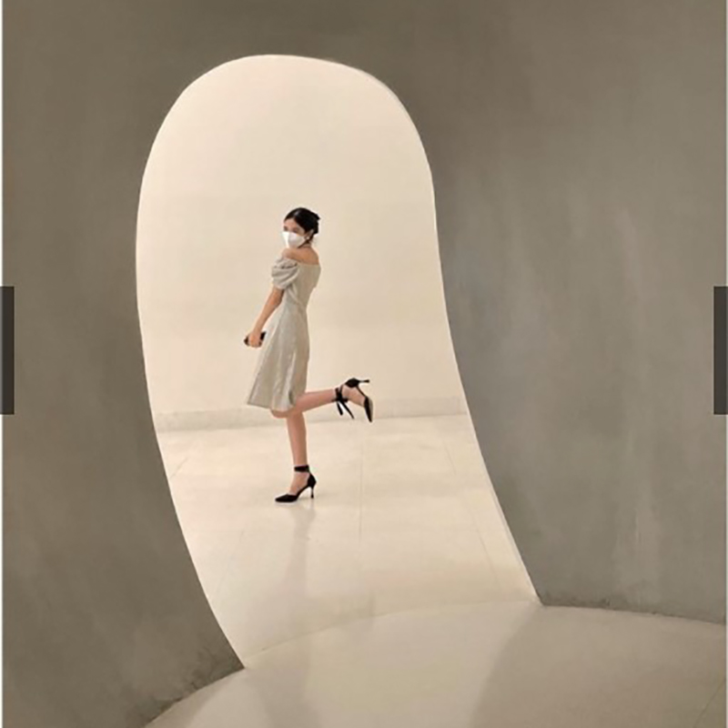 kudapy เดรสสั้นสีเทาเงิน/สีฟ้า/สีทองแชมเปญ/สีม่วงอ่อน แขนตุ๊กตา ทรงอกหัวใจ เนื้อผ้า Glitter ละเอียด สวยเด่นแต่ไม่เว่อร์ ผ้าไม่ยืด มีซับใน ไม่บาด ไม่คันผิว