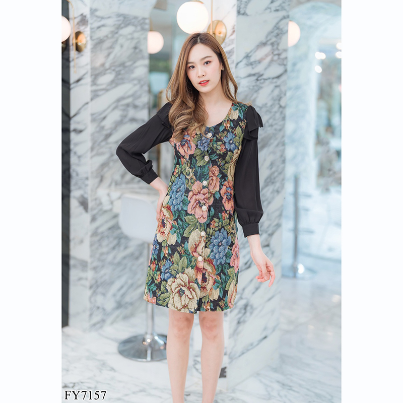 kudapy เดรสสั้นคอวีสีครีม/สีดำ/สีชมพู ลายดอกไม้แขนยาวสีพื้น สวยใส่สบายน่ารักมากๆ