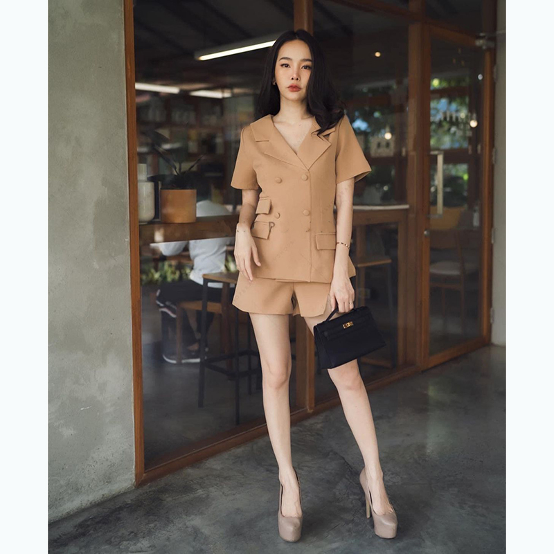 kudapy เสื้อสูท+ขาสั้นสีแดง/สีน้ำตาล ผ้าเนื้อดีรีดอัดกาว ซับในทั้งตัว ซิปหลัง