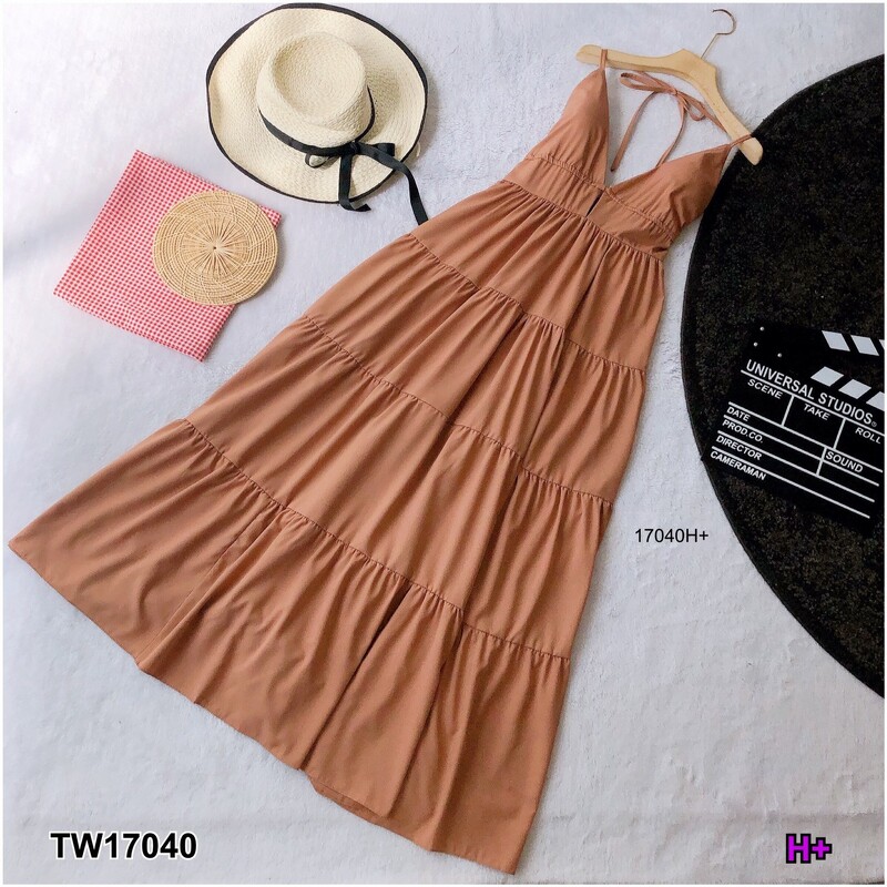 kudapy แม็กซี่เดรสสีบานเย็น น้ำตาล สายเดี่ยวผูกคอยาว เนื้อผ้าไหมอิตาลี่ มีเชือกผูกหลัง อกเสริมฟองน้ำ ใส่ไปเที่ยว