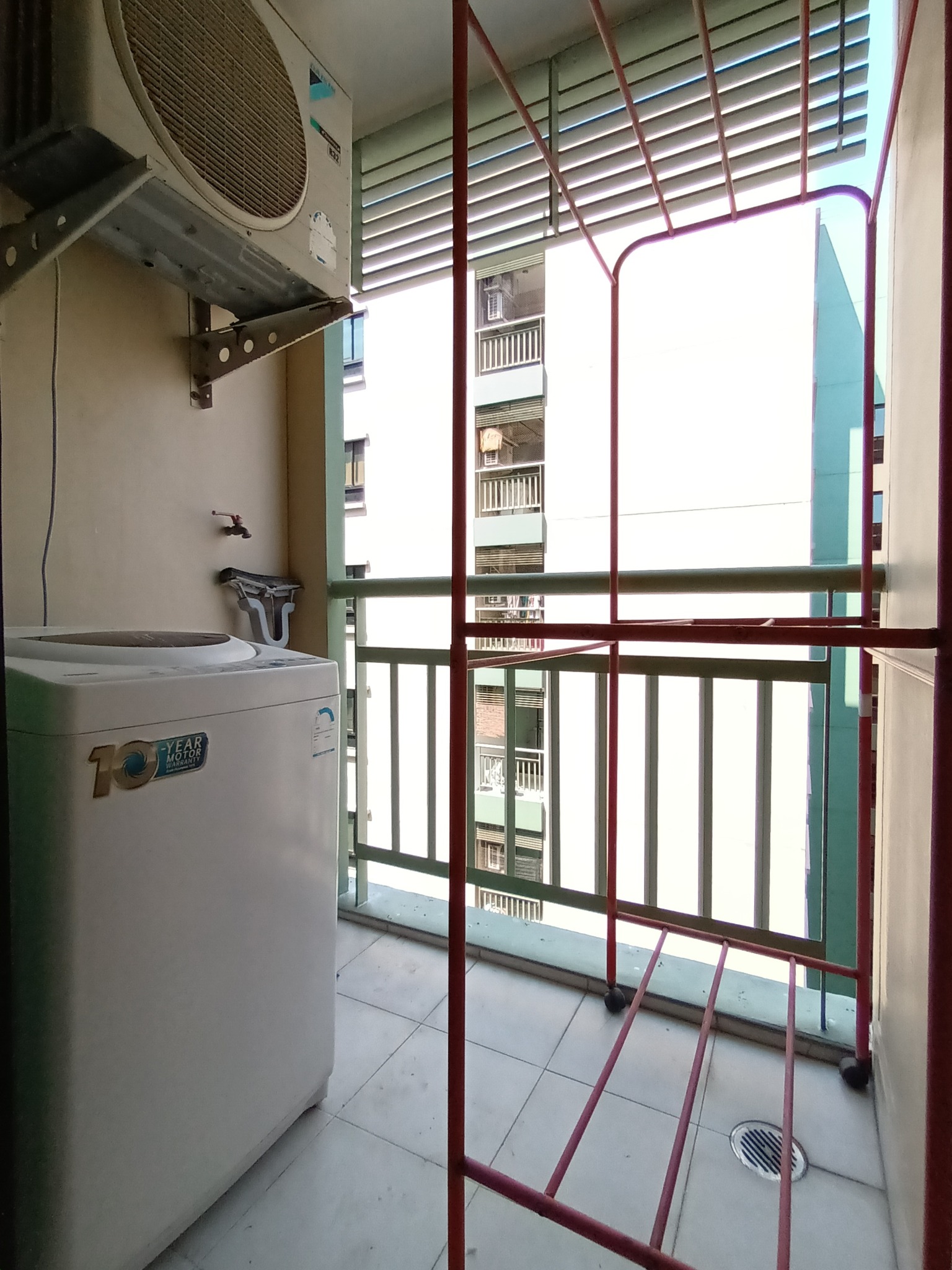 ให้เช่าคอนโด Lumpini Place Ratchada-Thapra (ลุมพินี เพลส รัชดา-ท่าพระ) - โซนพื้นที่ BTS ตลาดพลู - ห้องแบบ Studio 1ห้องน้ำ - ขนาดห้อง 30 ตรม. ชั้น 26 ตึก A